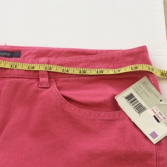 Liz Claiborne Jeans size 16.            #48 - Picture 4 of 7